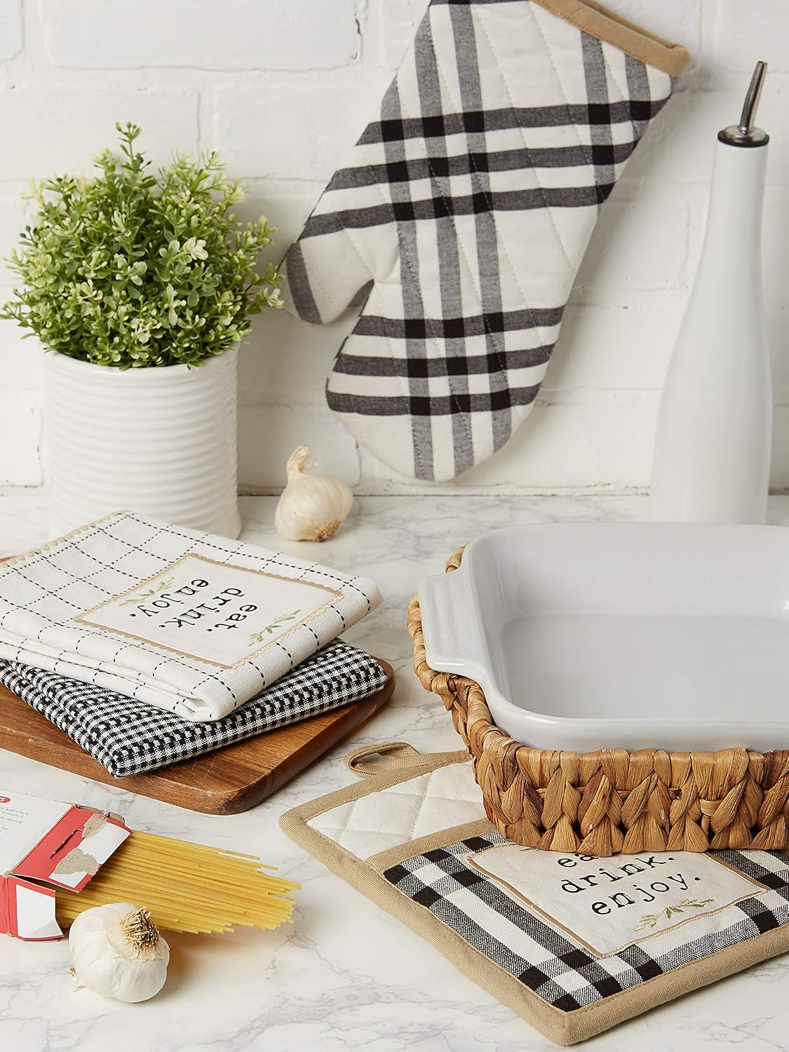 Home Sweet Farmhouse Kitchen Collection, Potholder/Oven Mitt/Dishtowel Set, Black, 4 Count